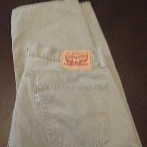 Levi's Men's 505 Khaki pants 34 x 32  Tan